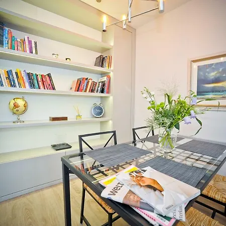 Luna Deluxe Apartment